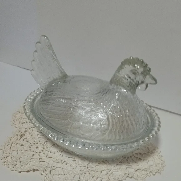 Vintage Indiana Glass Clear Hen on Nest Dish - Picture 2 of 5